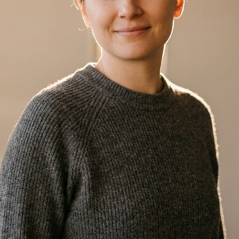 The original portrait photograph, before any anime conversion
